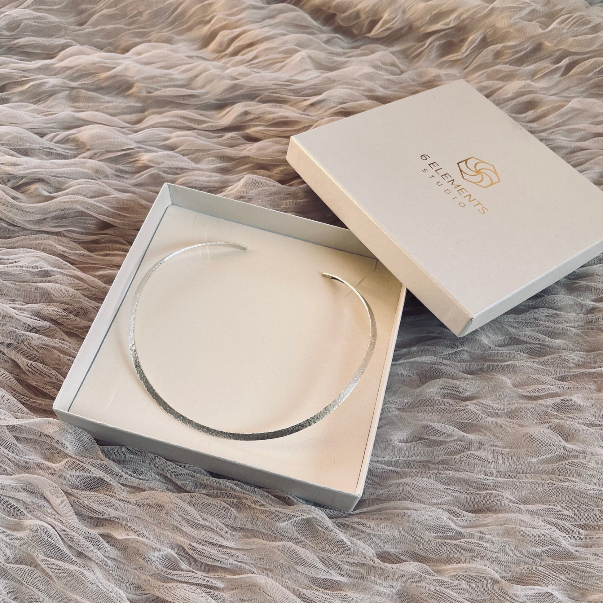 Six Elements Goddess - Silver Choker Necklace in a - 6 elements Studio box