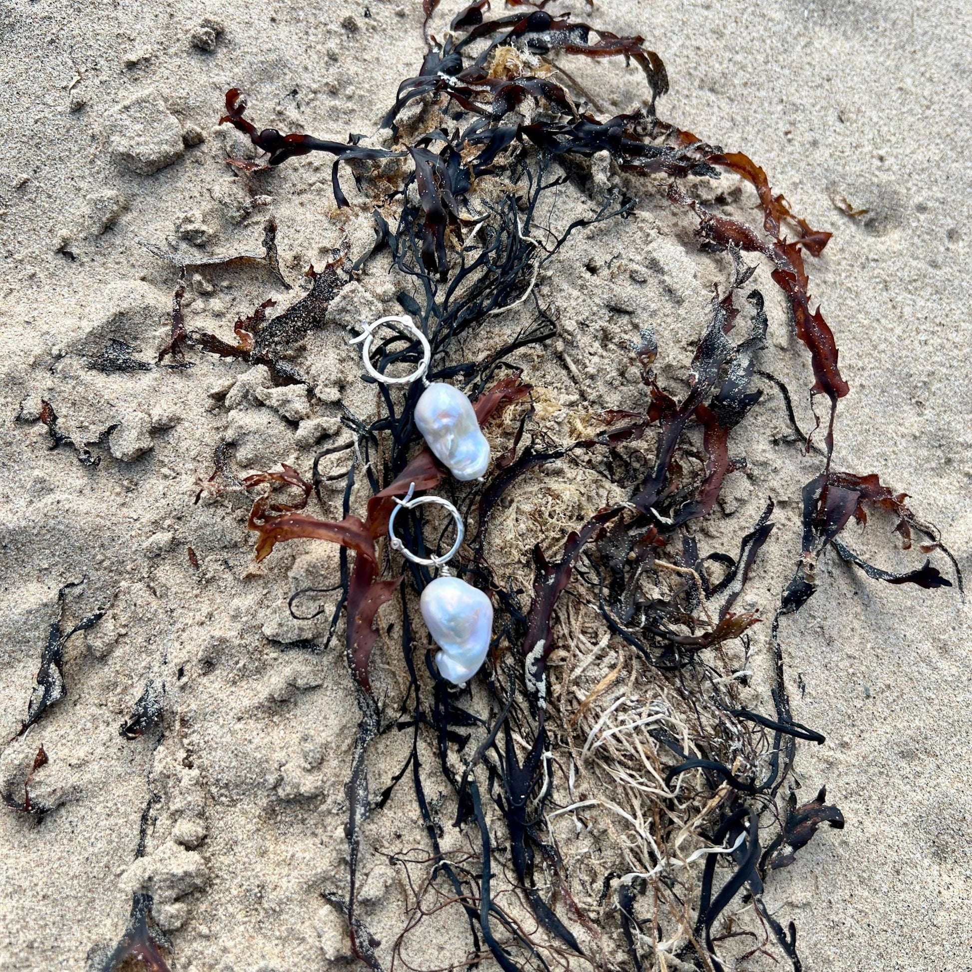 Fireball Pearl Silver Creole Earrings - 6 elements Studio