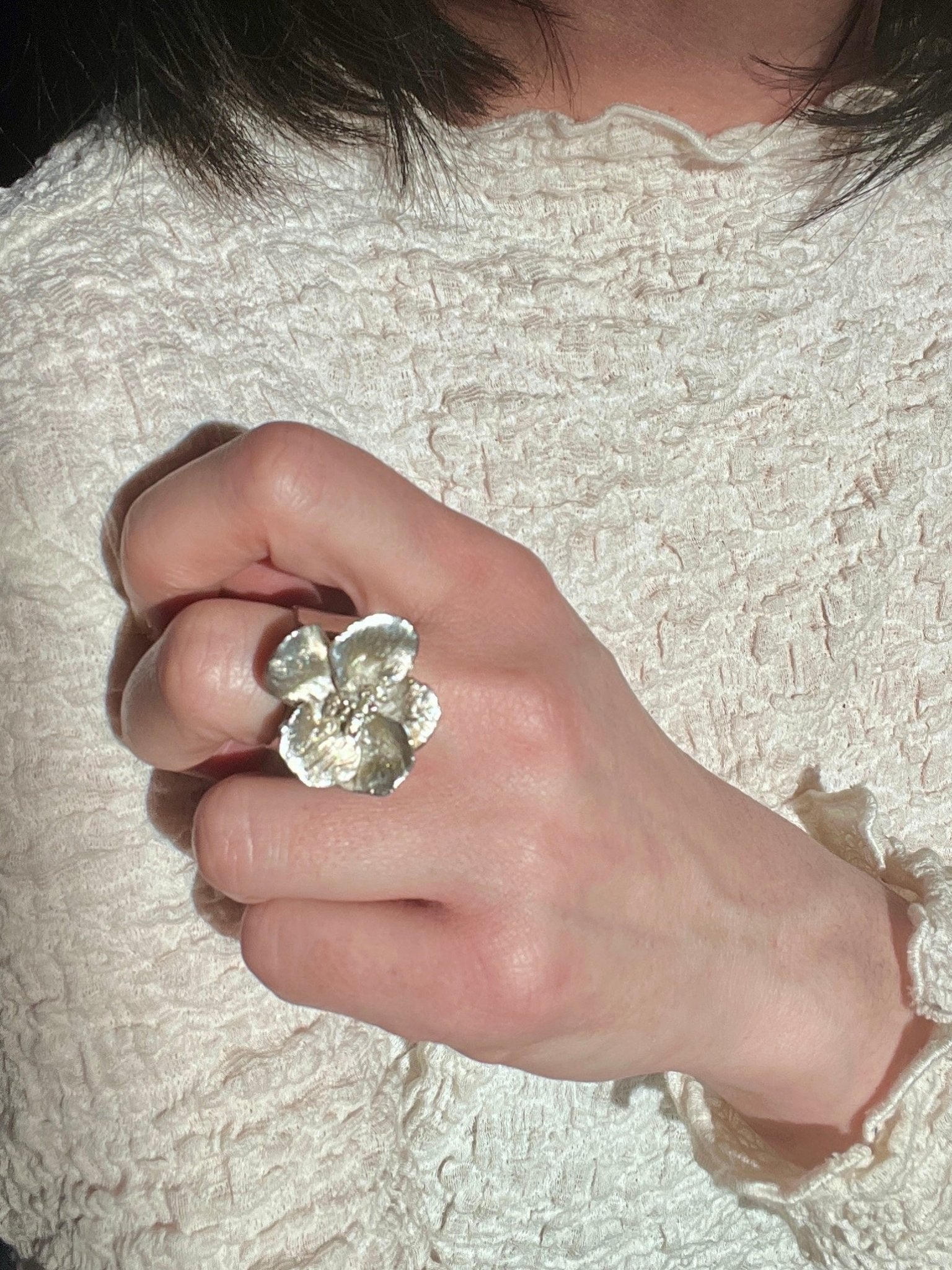 Hibiscus Bloom – Silver Hibiscus Ring - 6 elements Studio