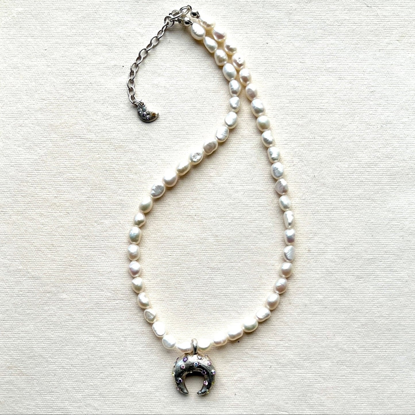 Lunar Horn – Silver Moon Goddess Pearl Necklace - 6 elements Studio