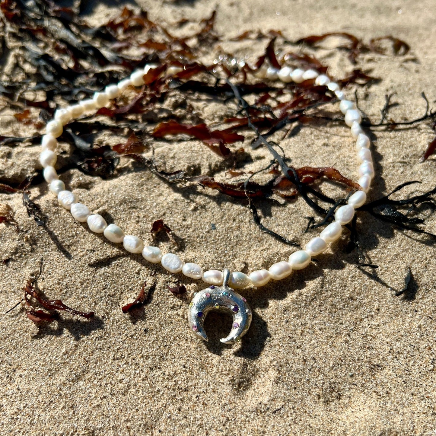 Lunar Horn – Silver Moon Goddess Pearl Necklace - 6 elements Studio