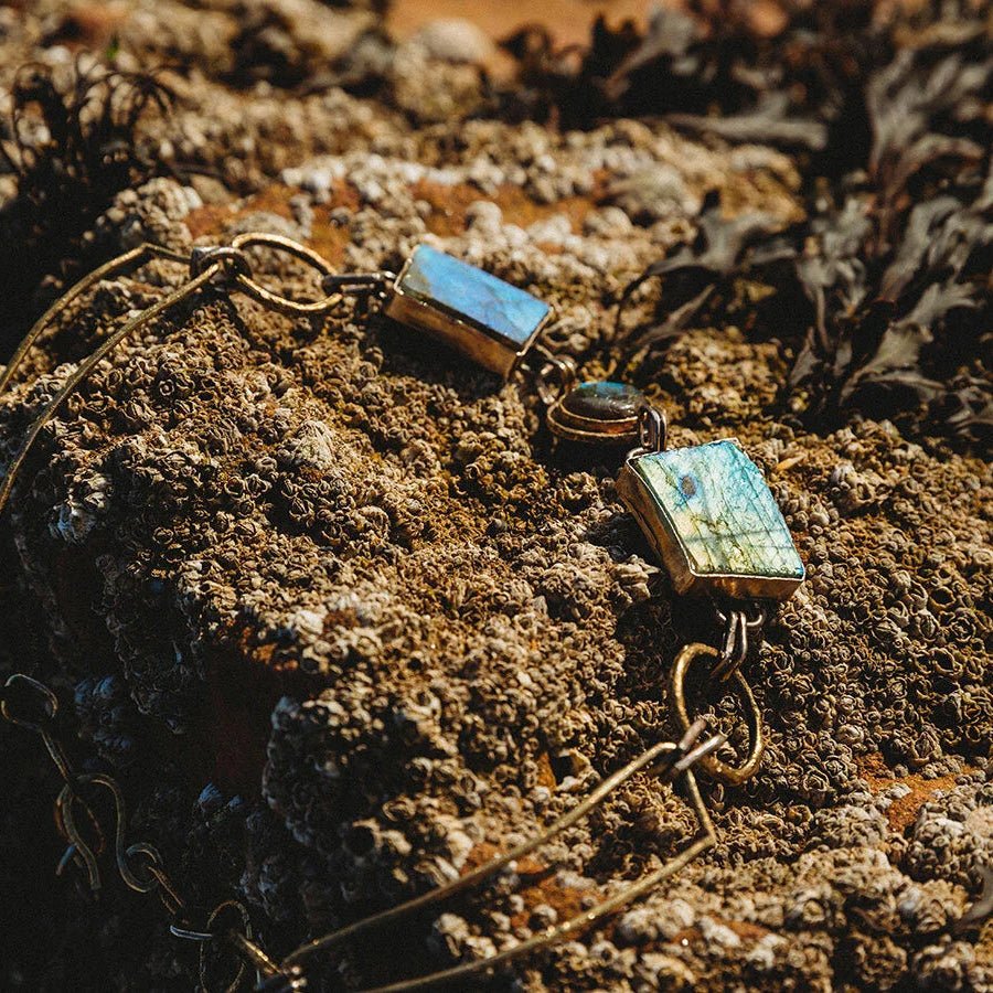 Ocean’s Whisper – One‑of‑a‑Kind Boho Statement Labradorite Necklace - 6 elements Studio