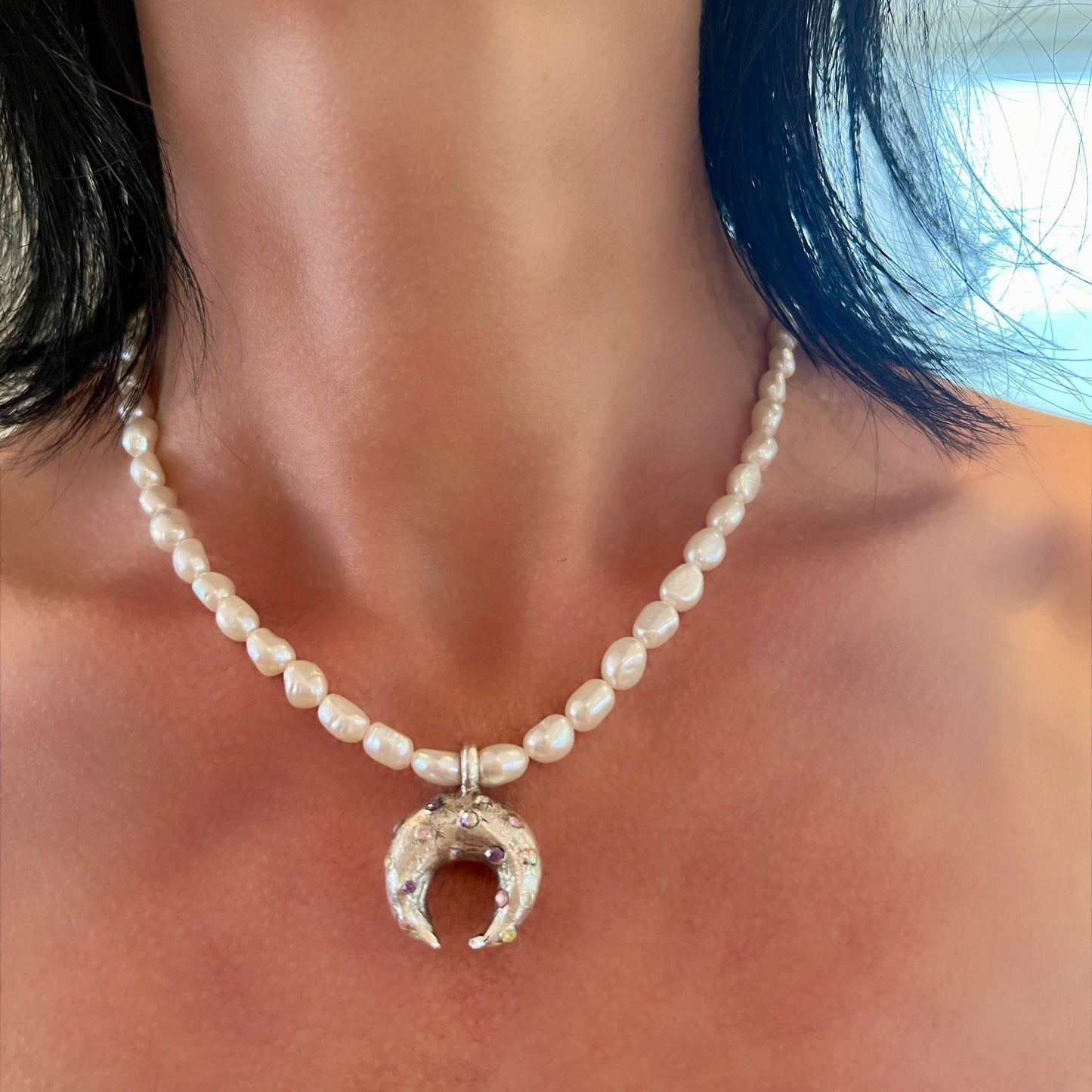 Lunar Horn – Silver Moon Goddess Pearl Necklace