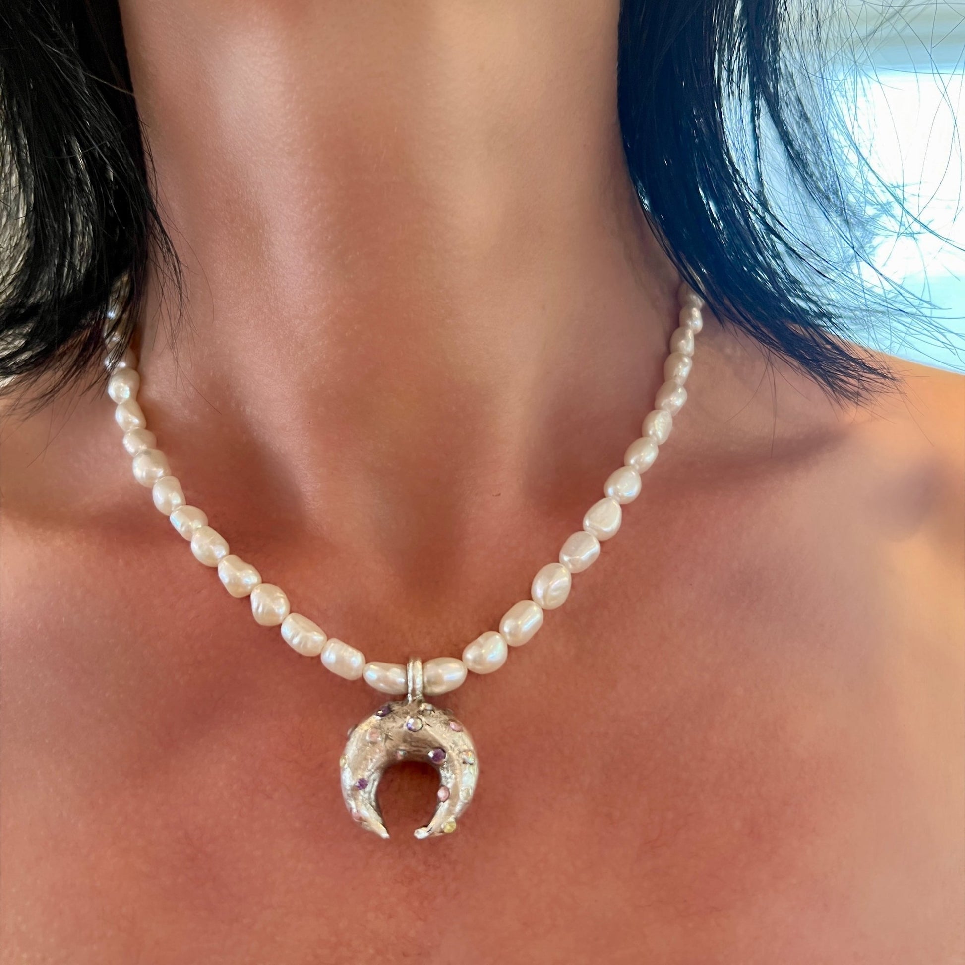 Lunar Horn – Silver Moon Goddess Pearl Necklace