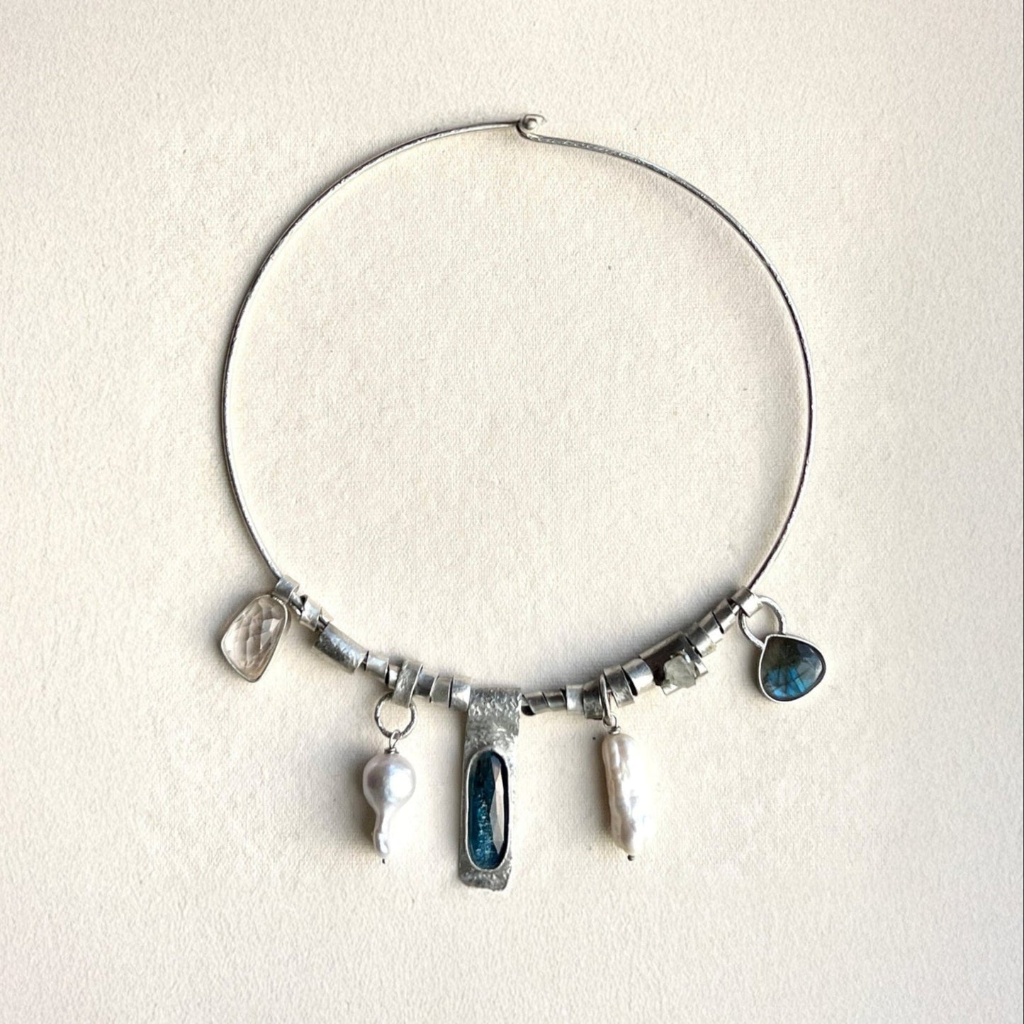 Whispering Tides – Silver Bohemian Necklace of the Six - 6 elements Studio